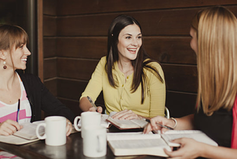 her circle, a women’s gathering to connect, share, and unwind.
